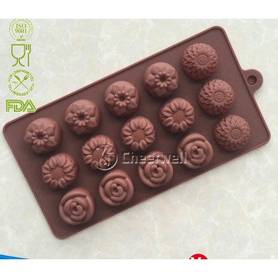 New design flower shape mini silicone chocolate mold for cooking